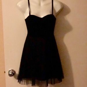 H&M Black flapper-style  dress. Size S